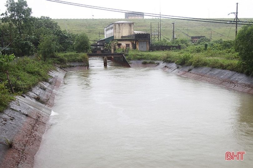 Hồ Kẻ Gỗ giảm lưu lượng xả xuống 50 m<sup>3</sup>/s, đảm bảo an toàn vùng hạ du