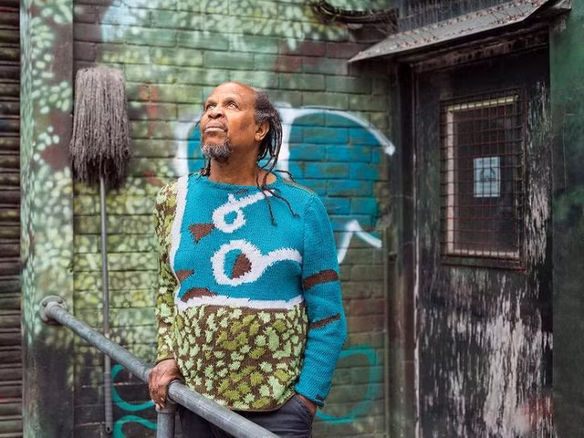 Chiêm ngưỡng bộ thiết kế độc, lạ khiến người mặc “biến mất”