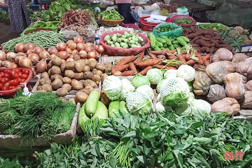 Khi tiểu thương Hà Tĩnh “bắt sóng”... bán hàng online