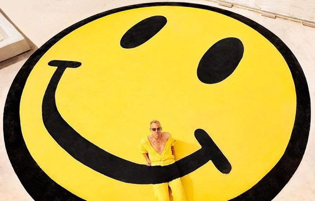 Chiêm ngưỡng bộ thiết kế độc, lạ khiến người mặc “biến mất”