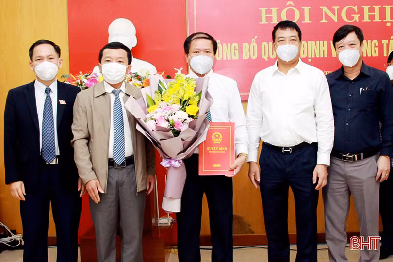 Bổ nhiệm Phó Chánh Văn phòng Đoàn ĐBQH, HĐND tỉnh Hà Tĩnh