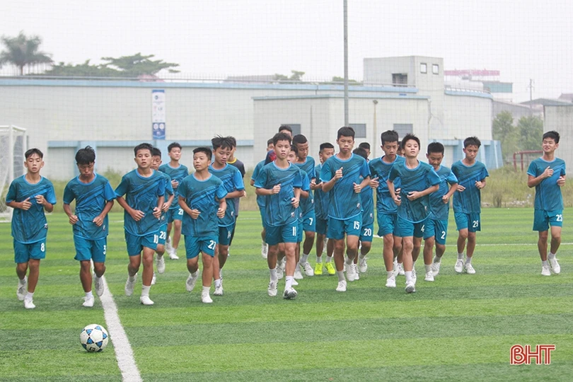 Bóng đá trẻ Hà Tĩnh hướng tới giải thiếu niên - nhi đồng toàn quốc