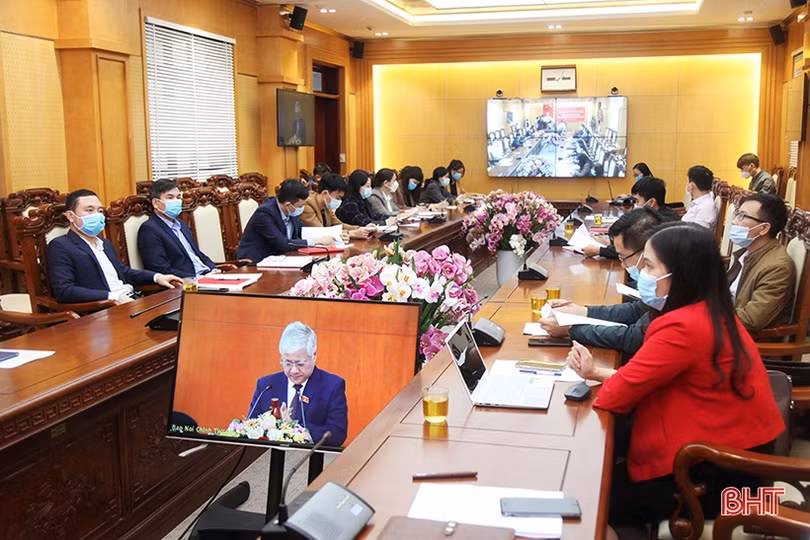 Công tác phối hợp góp phần ngăn chặn, đẩy lùi tiêu cực, tham nhũng