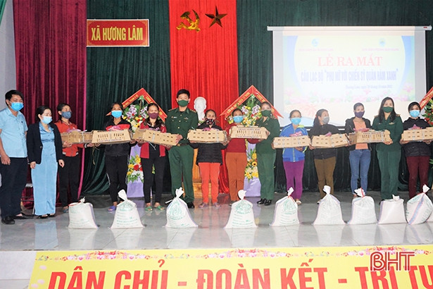 Ra mắt 2 CLB phụ nữ tại Hồng Lĩnh và Hương Khê