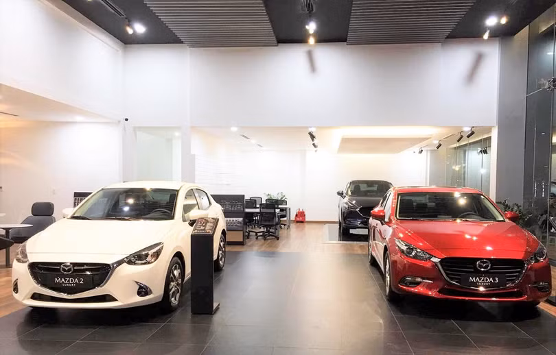 Hàng loạt mẫu xe ôtô giảm giá sâu kích cầu thị trường mua sắm cuối năm