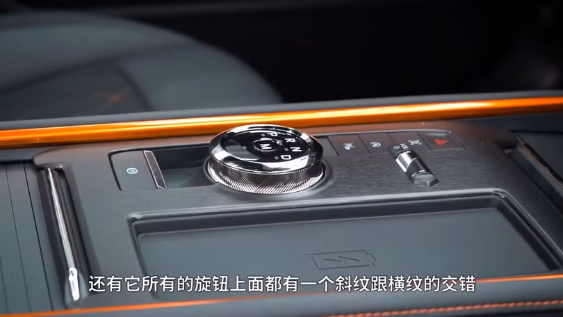 Cận cảnh Ford Evos 2021, SUV coupe khiến người Việt mê mẩn