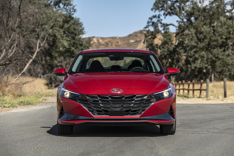 Hyundai gặp sự cố với dây đai an toàn, Genesis GV70 2022 cũng bị thu hồi