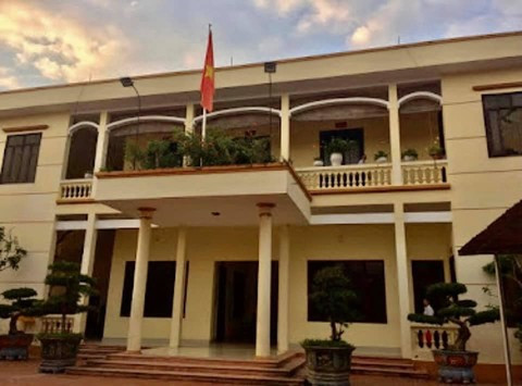 Vay tiền không trả, sát hại vợ và bố vợ ngay tại tòa