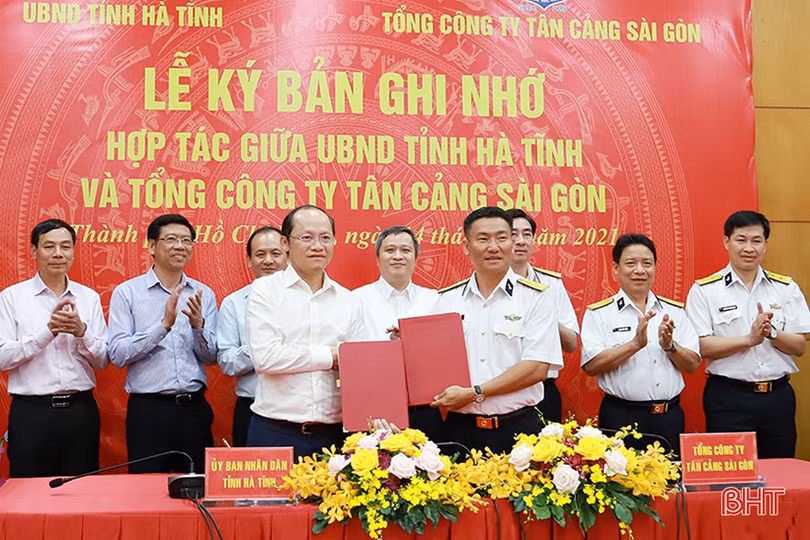 Đánh thức tiềm năng Hà Tĩnh – kết nối liên vùng, phát triển thị trường Việt Lào