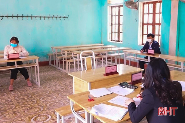 384 thí sinh tham gia thi tuyển viên chức giáo dục tại huyện Kỳ Anh