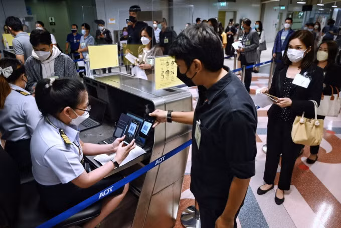 Thủ đô Thái Lan trước ngày mở cửa đón khách quốc tế đã tiêm 2 mũi vaccine ngừa COVID-19