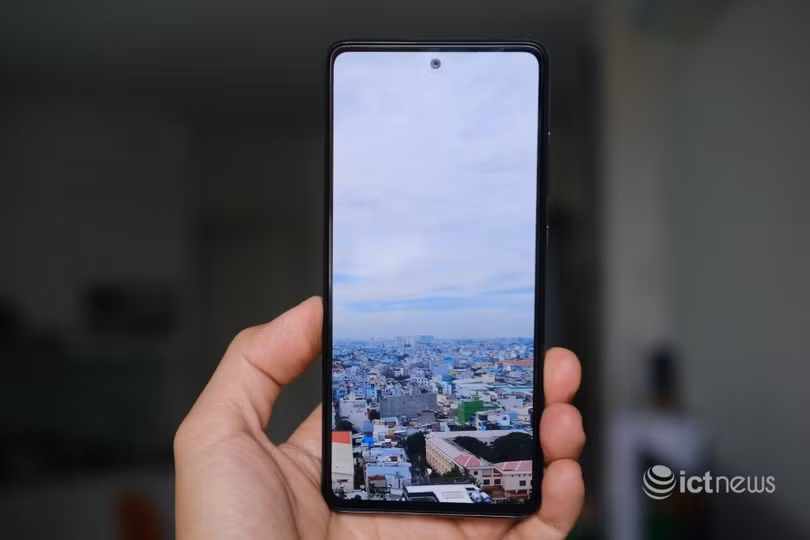 Mở hộp Galaxy A52s: Thêm một lựa chọn smartphone tầm trung