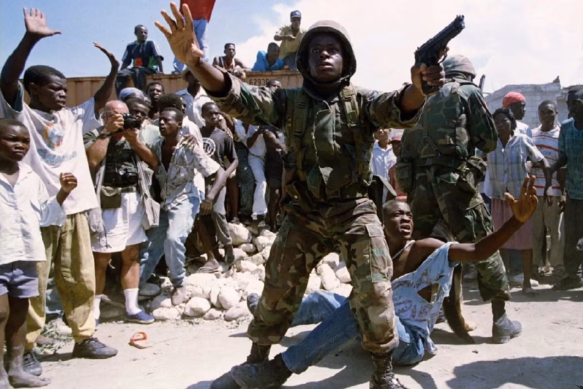 Một thế kỷ Haiti chìm trong hỗn loạn