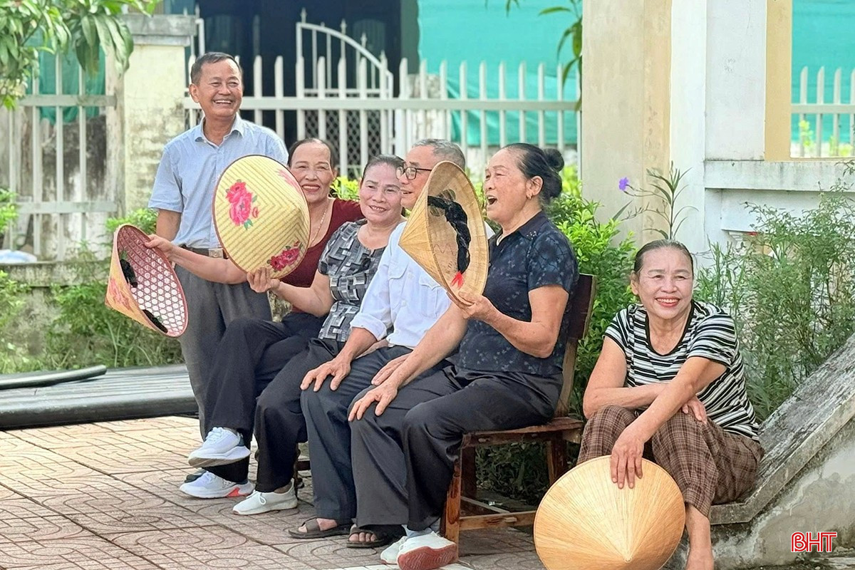 Phong trào “Dân vận khéo” ở Hà Tĩnh đã góp phần củng cố niềm tin của Nhân dân với Đảng, chính quyền, huy động sức mạnh toàn dân cho phát triển. bqbht_br_a2.jpg