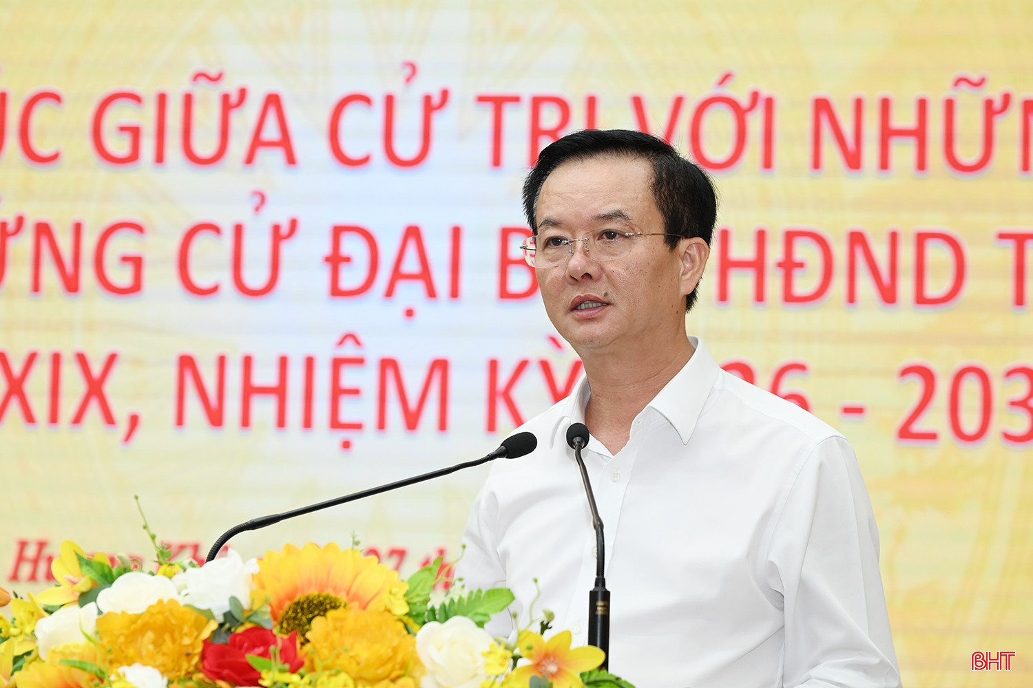 Phó Chủ tịch Thường trực UBND tỉnh Trần Báu Hà trình bày chương trình hành động.