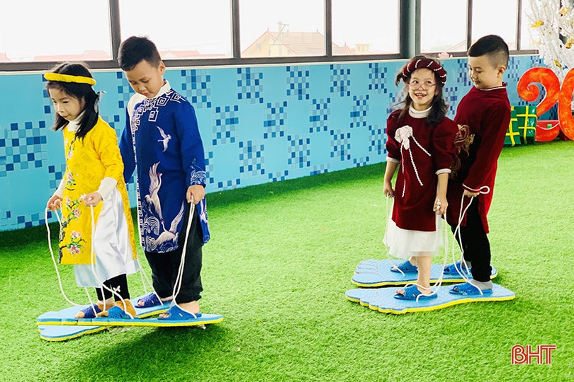 Bé Mầm non Trí Đức rộn ràng đón Xuân Nhâm Dần