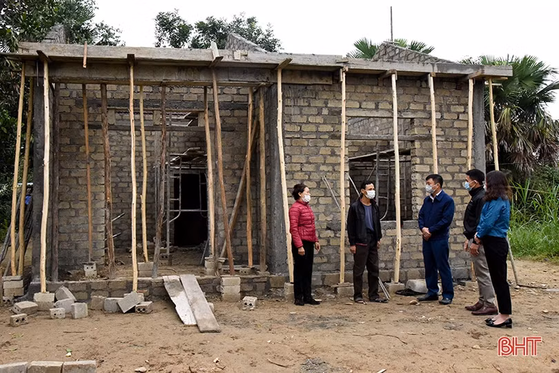 Những ngôi nhà ấm nghĩa Đảng, tình dân ở huyện Kỳ Anh