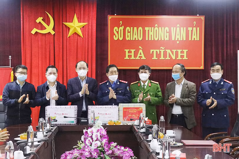 Đảm bảo an ninh trật tự, an toàn giao thông cho Nhân dân vui tết, đón xuân