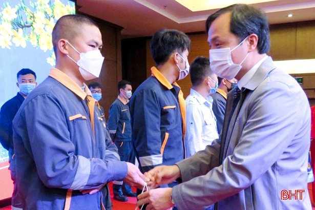 Tết ấm áp, an lành với người lao động Hà Tĩnh