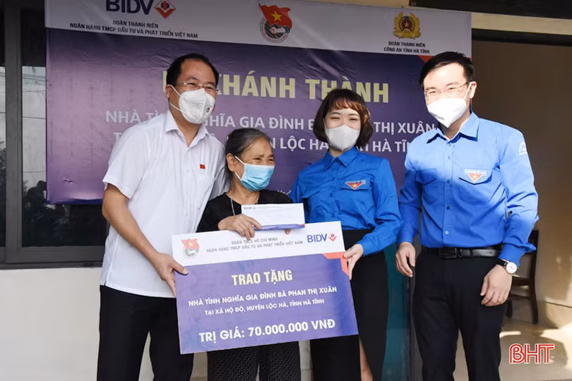 Lan tỏa yêu thương trên quê biển Lộc Hà