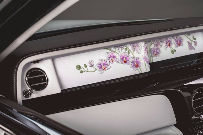 Chiếc Rolls-Royce Phantom đặc biệt lấy chủ đề từ hoa phong lan