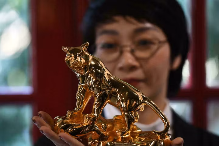 Rộn ràng không khí chuẩn bị đón tết Nguyên đán Nhâm Dần ở các nước