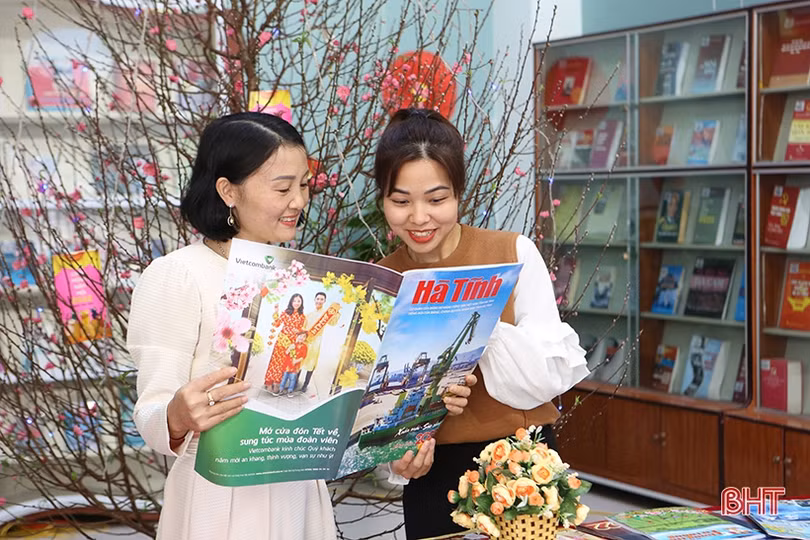 Hà Tĩnh trưng bày các ấn phẩm báo xuân và tư liệu về lịch sử Đảng