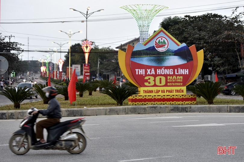 Sắc màu mừng Đảng, mừng xuân tại Thị xã Hồng Lĩnh