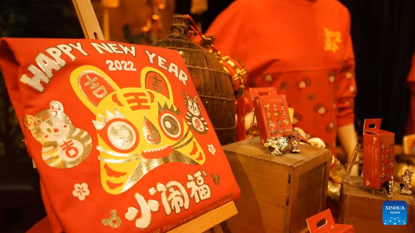 Rộn ràng không khí chuẩn bị đón tết Nguyên đán Nhâm Dần ở các nước