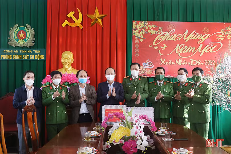 Đảm bảo an ninh trật tự, an toàn giao thông cho Nhân dân vui tết, đón xuân