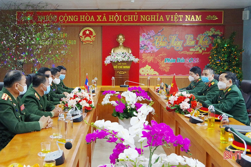 Cất bốc được 6 hài cốt liệt sĩ quân tình nguyện và chuyên gia hy sinh ở Lào