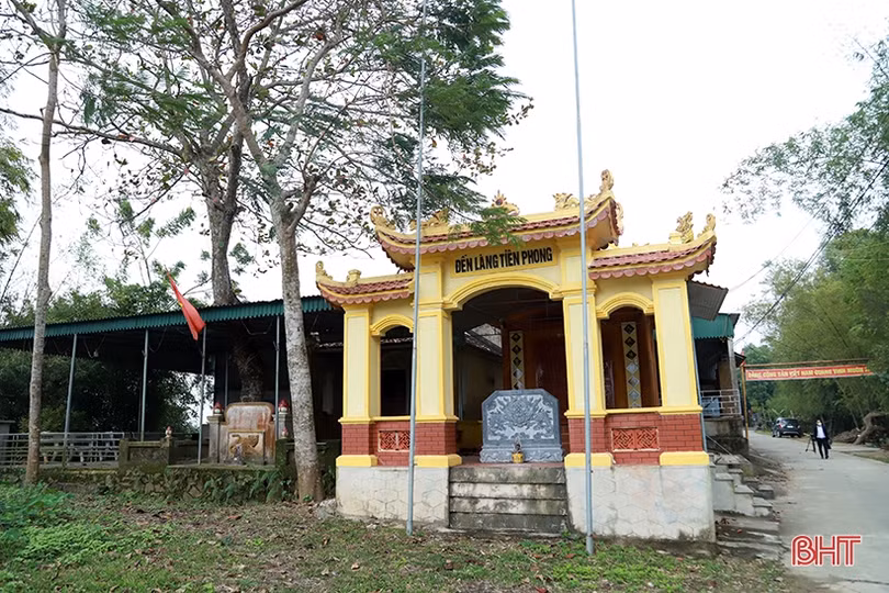 Người dân xóm vạn chài Tiền Phong và niềm vui trong năm mới