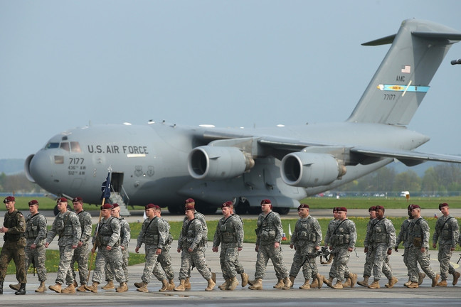 Truyền thông tiết lộ Mỹ lên kế hoạch điều quân hàng loạt đến gần biên giới Nga