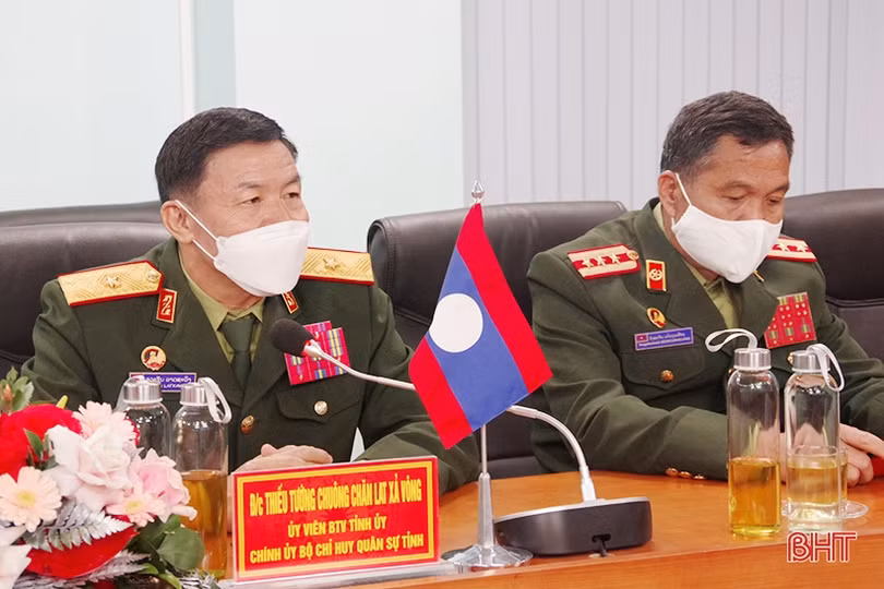 Cất bốc được 6 hài cốt liệt sĩ quân tình nguyện và chuyên gia hy sinh ở Lào