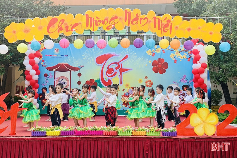 Bé Mầm non Trí Đức rộn ràng đón Xuân Nhâm Dần