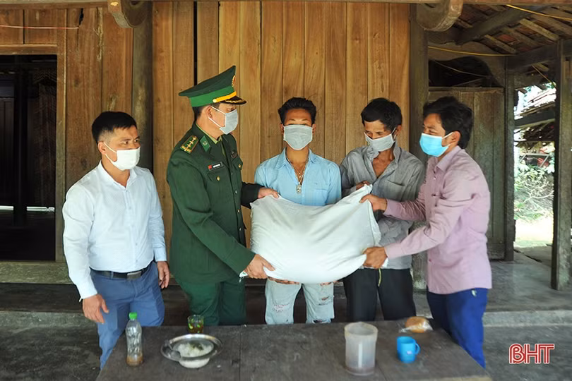 Tết ấm áp của người Chứt ở Rào Tre