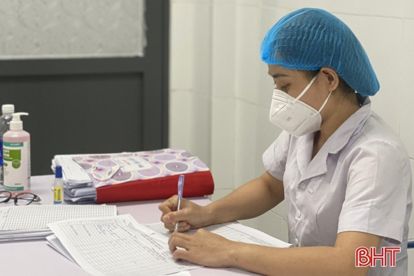 Lực lượng tuyến đầu ở Hà Tĩnh kể chuyện một năm gồng mình chống dịch ảnh 6 Lực lượng tuyến đầu ở Hà Tĩnh kể chuyện một năm gồng mình chống dịch