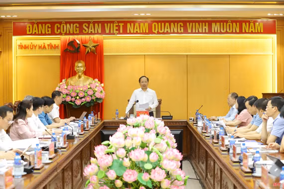 Ban Thường vụ Tỉnh ủy nghe báo cáo tình hình kinh tế - xã hội quý I năm 2026