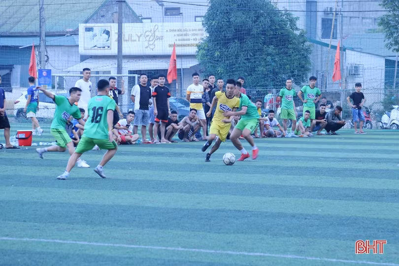 New Forcus vô địch “Giải Bóng đá nam phong trào TP Hà Tĩnh mở rộng lần thứ nhất”