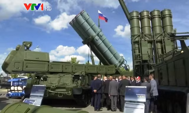 Nga lên kế hoạch chào bán gần 50 hệ thống vũ khí mới