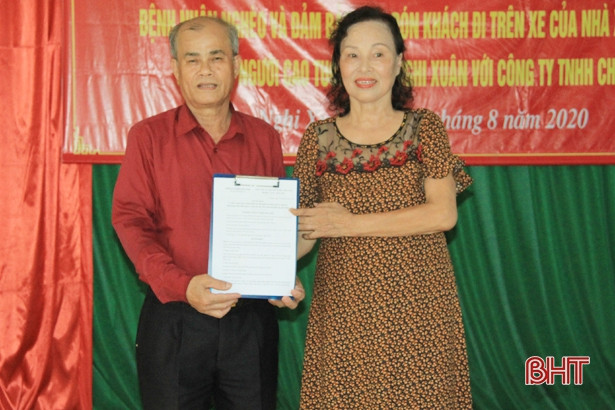 Doanh nghiệp vận tải Châu Tịnh hỗ trợ 25% giá vé cho người trên 70 tuổi, người có công, bệnh nhân nghèo