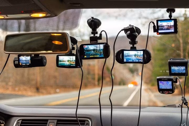 6 phụ kiện ô tô hữu ích nên sắm cho xế cưng