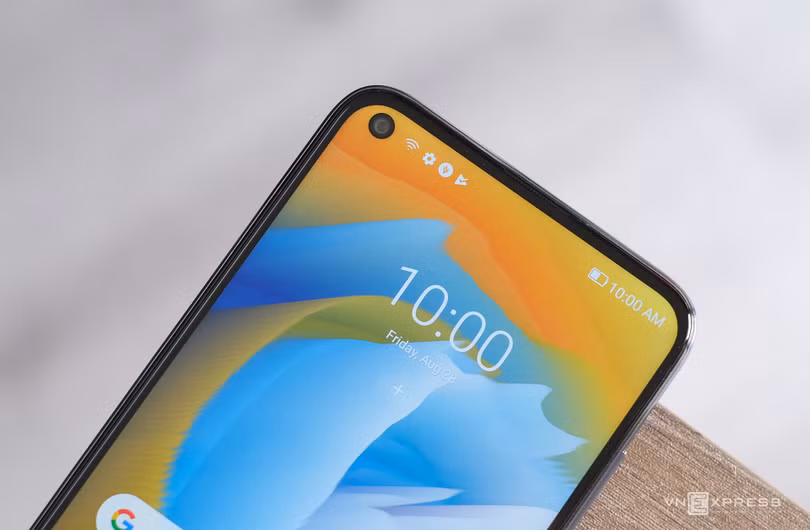 Smartphone Việt pin lớn, giá tốt