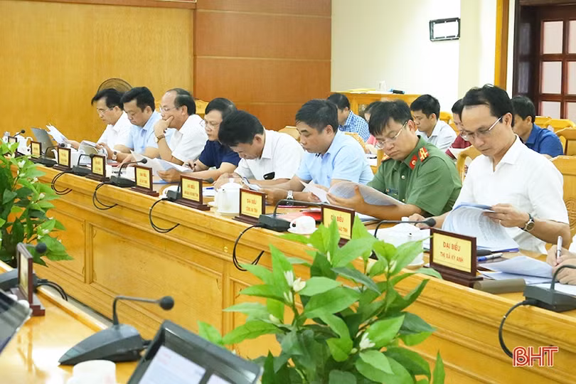 Tập trung xử lý các vướng mắc dự án đường dây 500kV Nhiệt điện Quảng Trạch – Vũng Áng