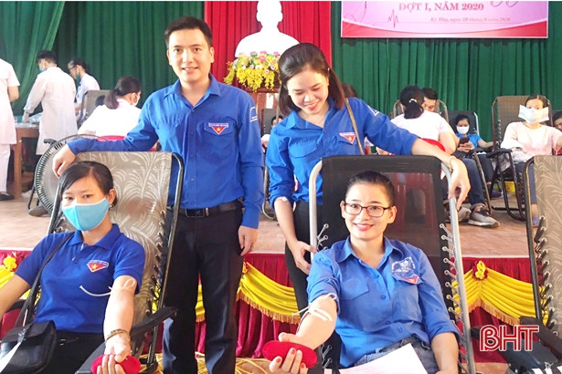 Bổ sung hơn 200 đơn vị máu vào ngân hàng máu ở Hà Tĩnh