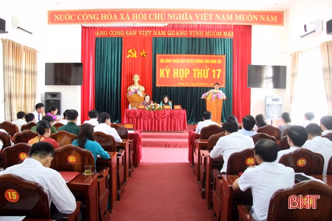 Hương Sơn bầu bổ sung Phó Chủ tịch HĐND và Phó Chủ tịch UBND huyện