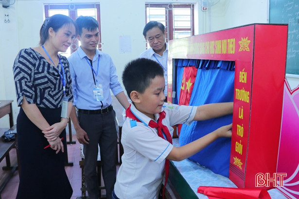 Hà Tĩnh tìm ra 6 đề tài, giải pháp xuất sắc nhất Cuộc thi “Sáng tạo dành cho thanh, thiếu niên, nhi đồng” lần thứ 11