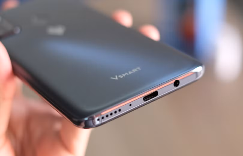 Smartphone Việt pin lớn, giá tốt