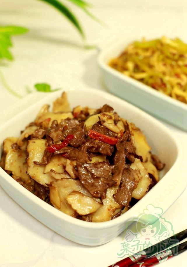 Cuối tuần làm tim heo xào nấm chỉ mất vài phút nhưng cả nhà đều thích