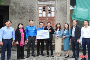 Đoàn Thanh niên các ngân hàng “Tình nguyện mùa đông” tại Hà Tĩnh